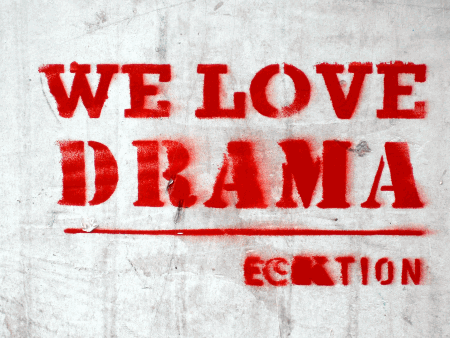 Street-Art: We love Drama