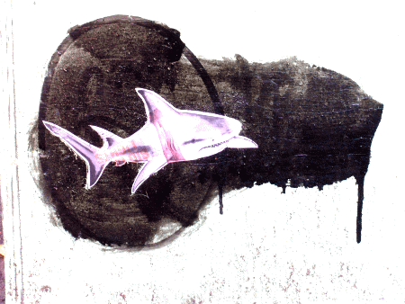 Street-Art: SneakOh, da wurde ein Prosti von einem Hai gefressen