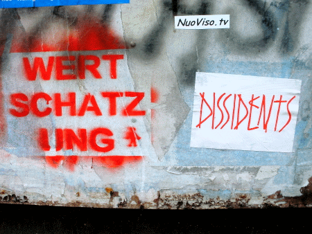Street-Art: Dissidents am Streetart-Pinboard (Kontext)