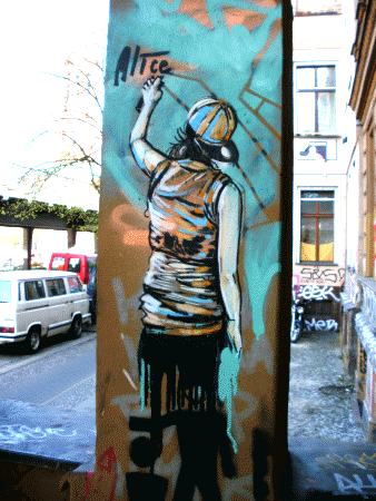 Street-Art: Mädchen beim tagen 2